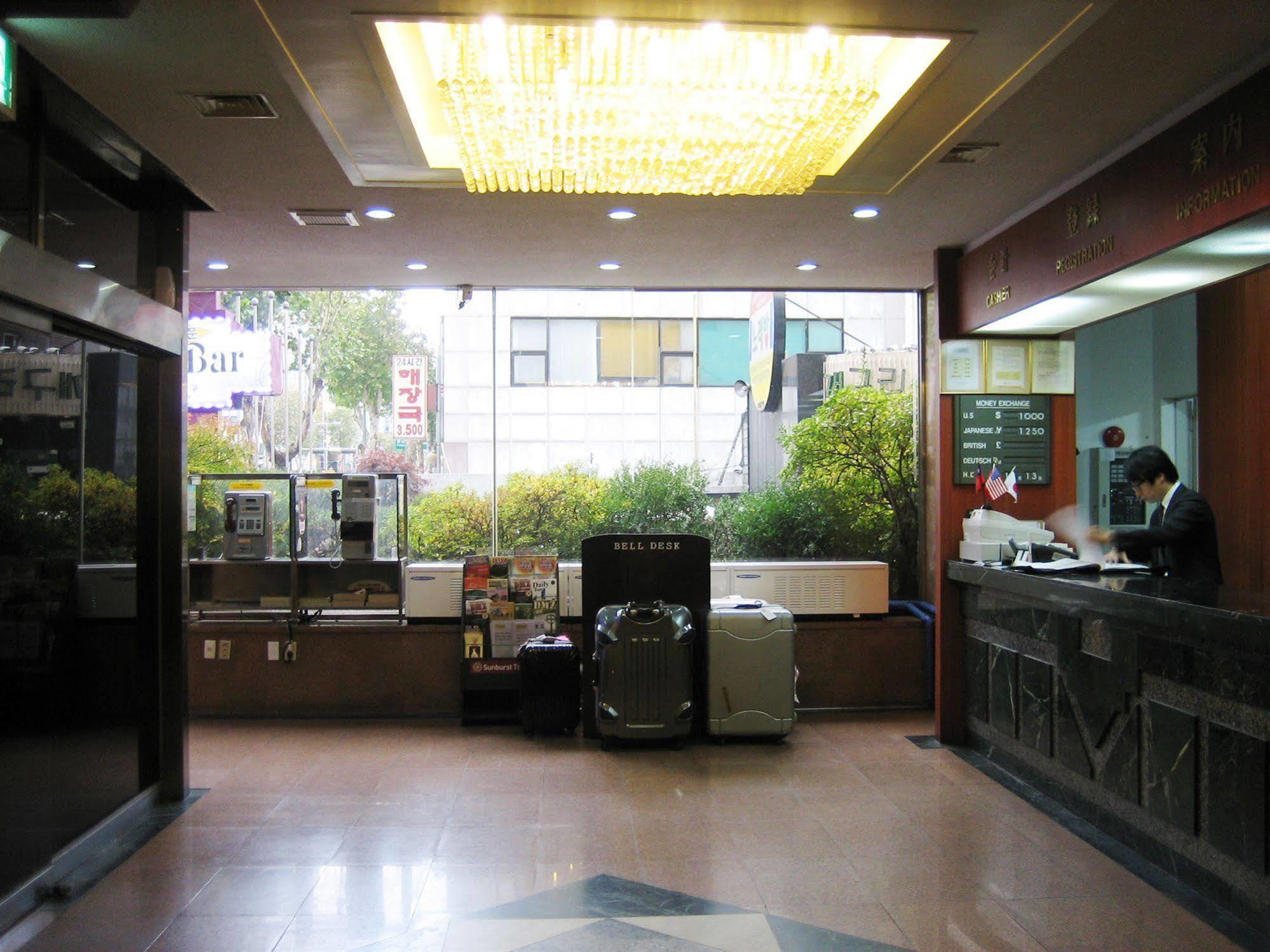 Brown Hotel ソウル特別市 エクステリア 写真